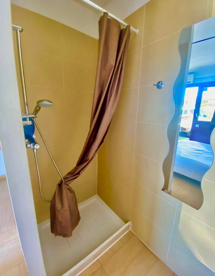 Hotel Acajou Argeles-sur-Mer Bagian luar foto