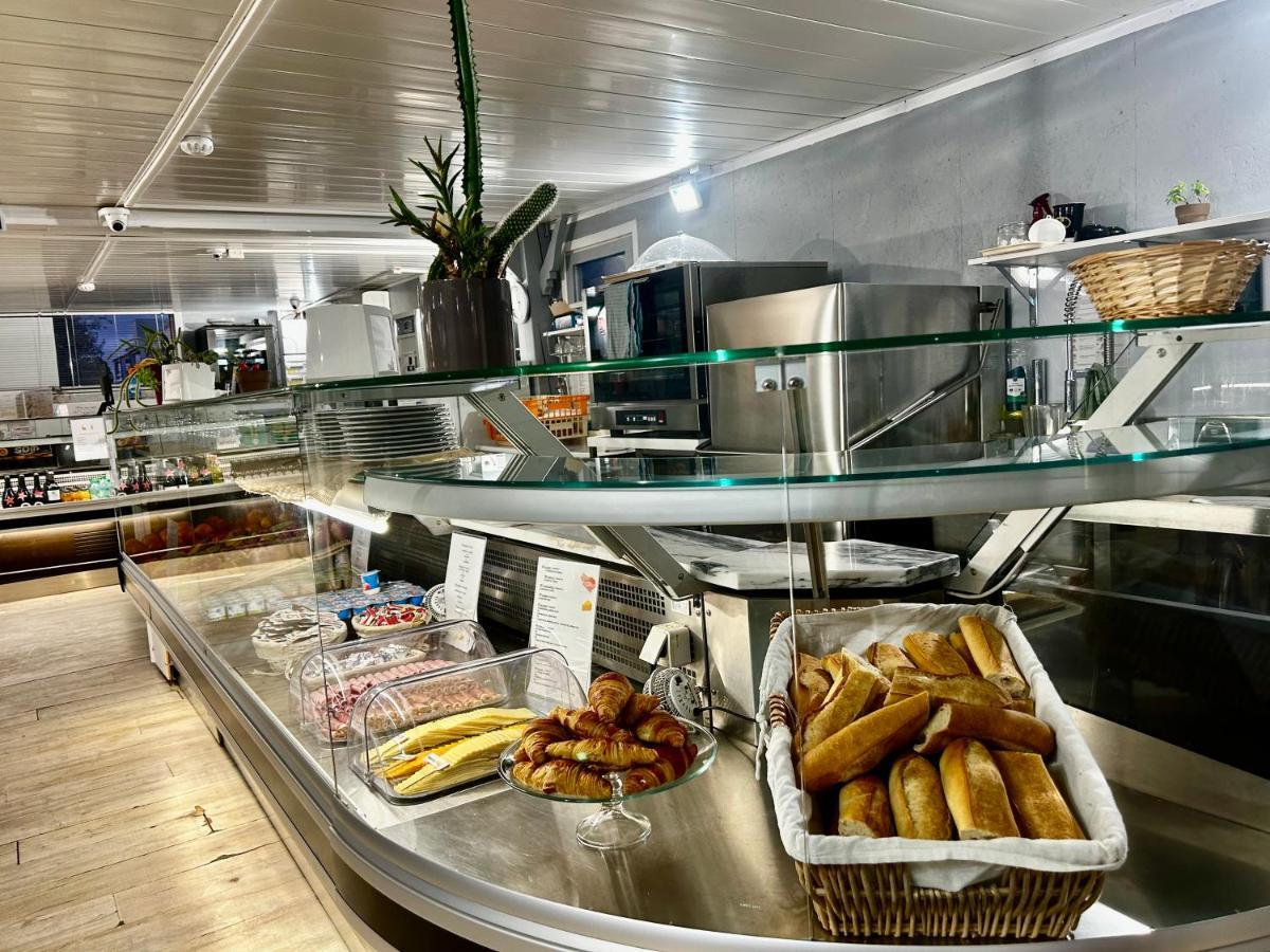 Hotel Acajou Argeles-sur-Mer Bagian luar foto